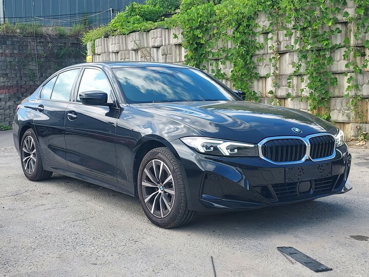 2023 BMW 3 Series G20