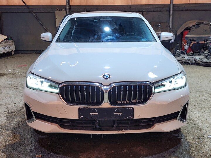 2023 BMW 5 Series G30
