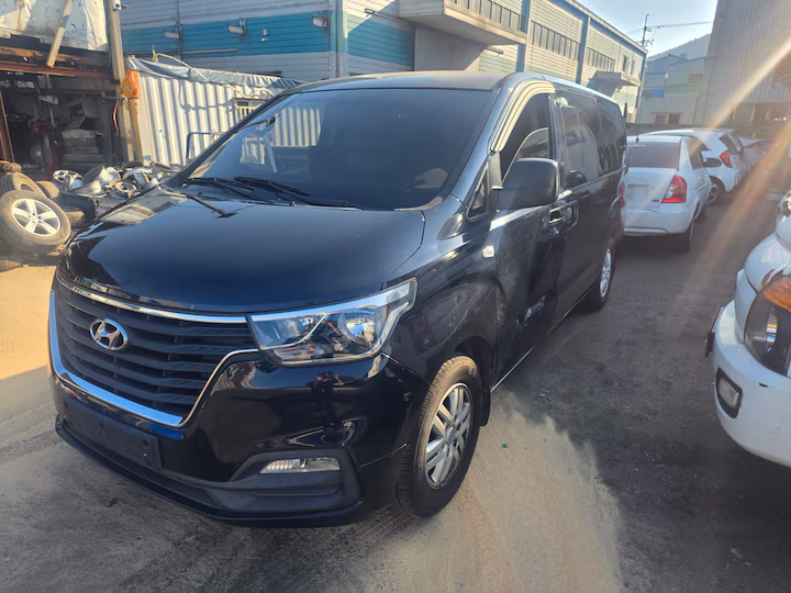 2021 Hyundai Grand Starex