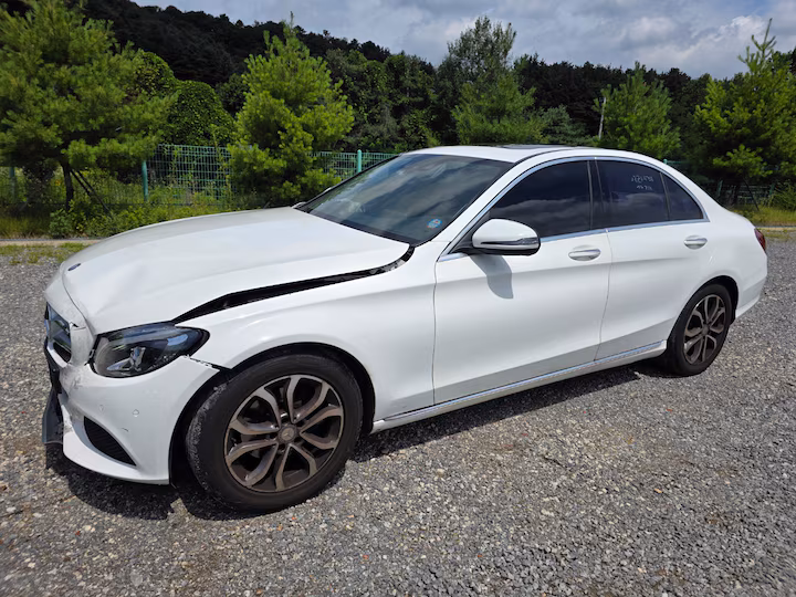 2016 Mercedes-Benz C-Class W205